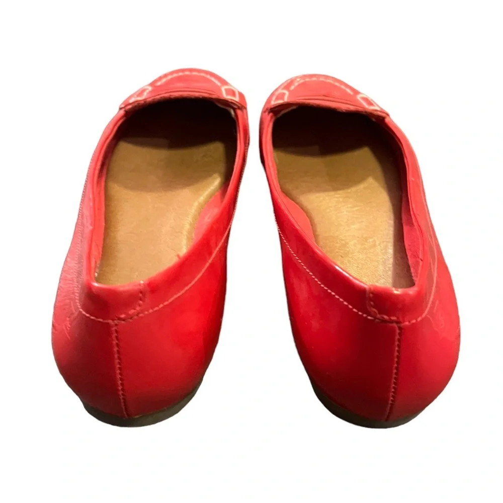 Sperry Top Sider Red Faux Leather Loafer Shoes | Women's 6 M - Picture 4 of 6